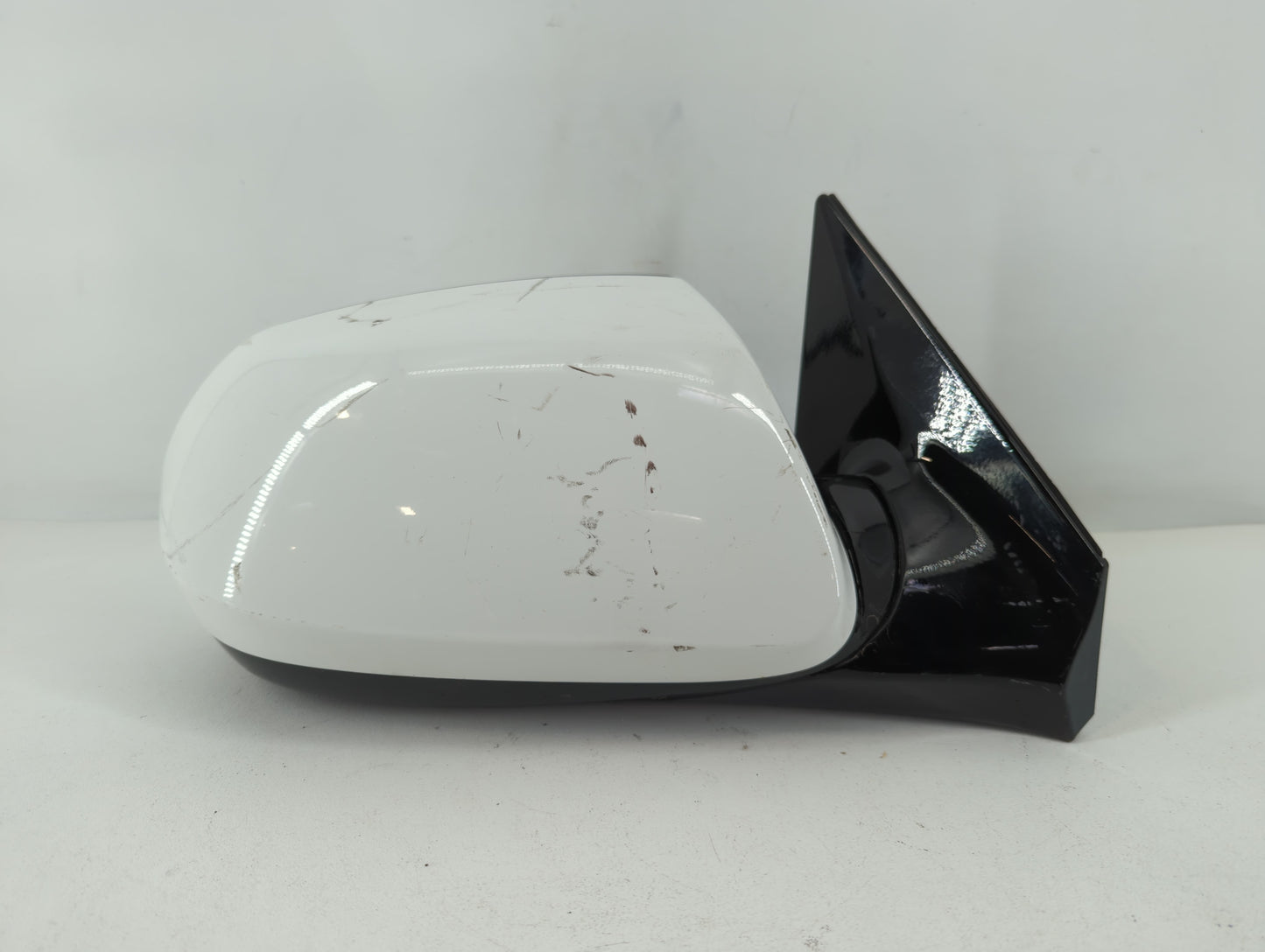 2001-2004 Hyundai Santa Fe Passenger Side View Mirror - Right Door Mirror OEM Used - Oemusedautoparts1.com