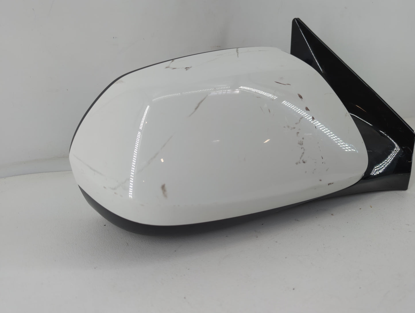 2001-2004 Hyundai Santa Fe Passenger Side View Mirror - Right Door Mirror OEM Used - Oemusedautoparts1.com