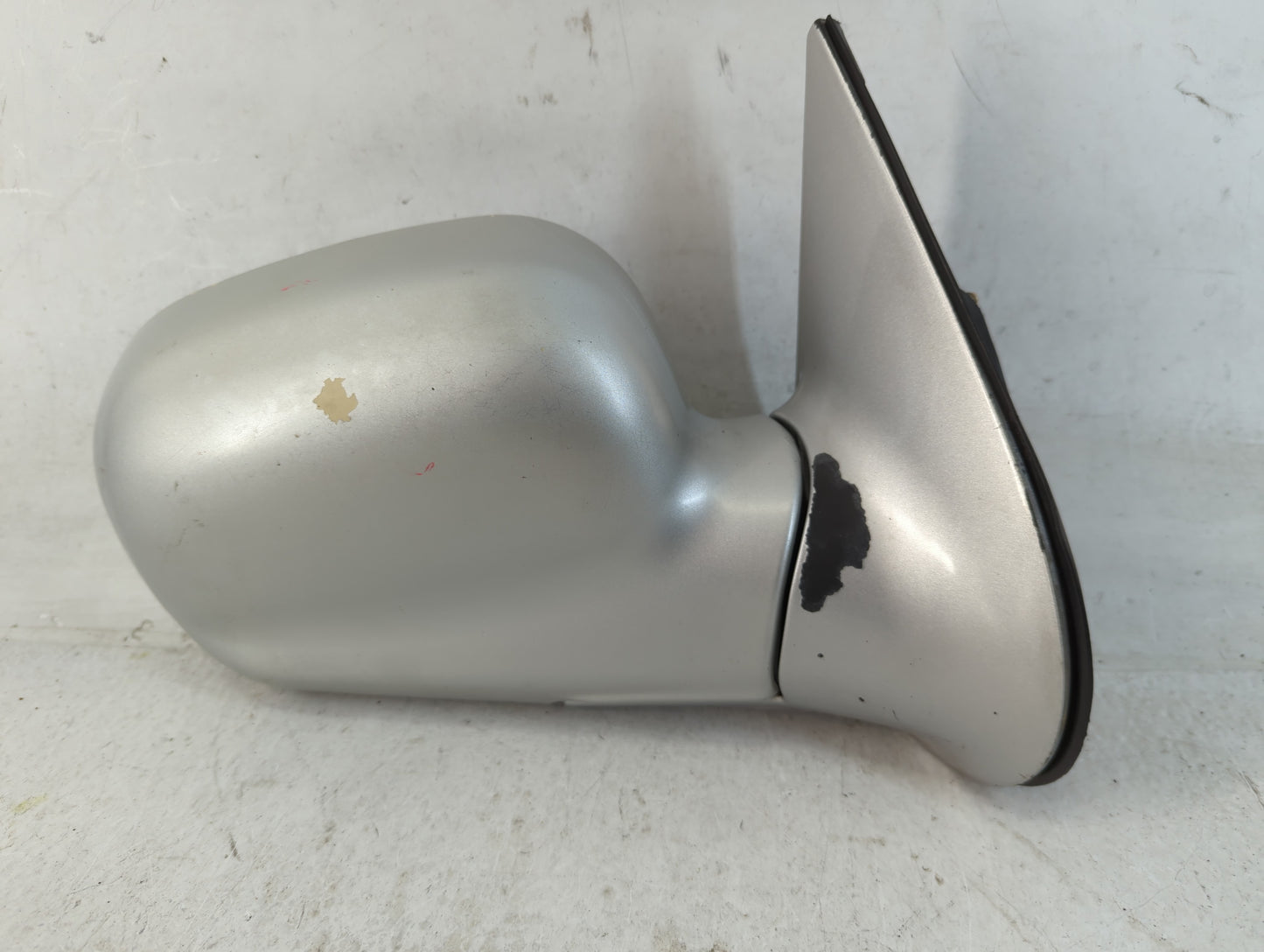 2001-2004 Hyundai Santa Fe Passenger Side View Mirror - Right Door Mirror OEM Used - Oemusedautoparts1.com