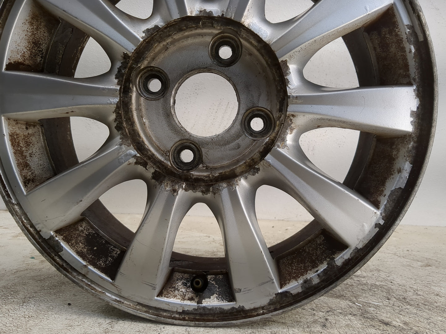 2002-2005 Hyundai Sonata Oem Wheel Rim - Oemusedautoparts1.com
