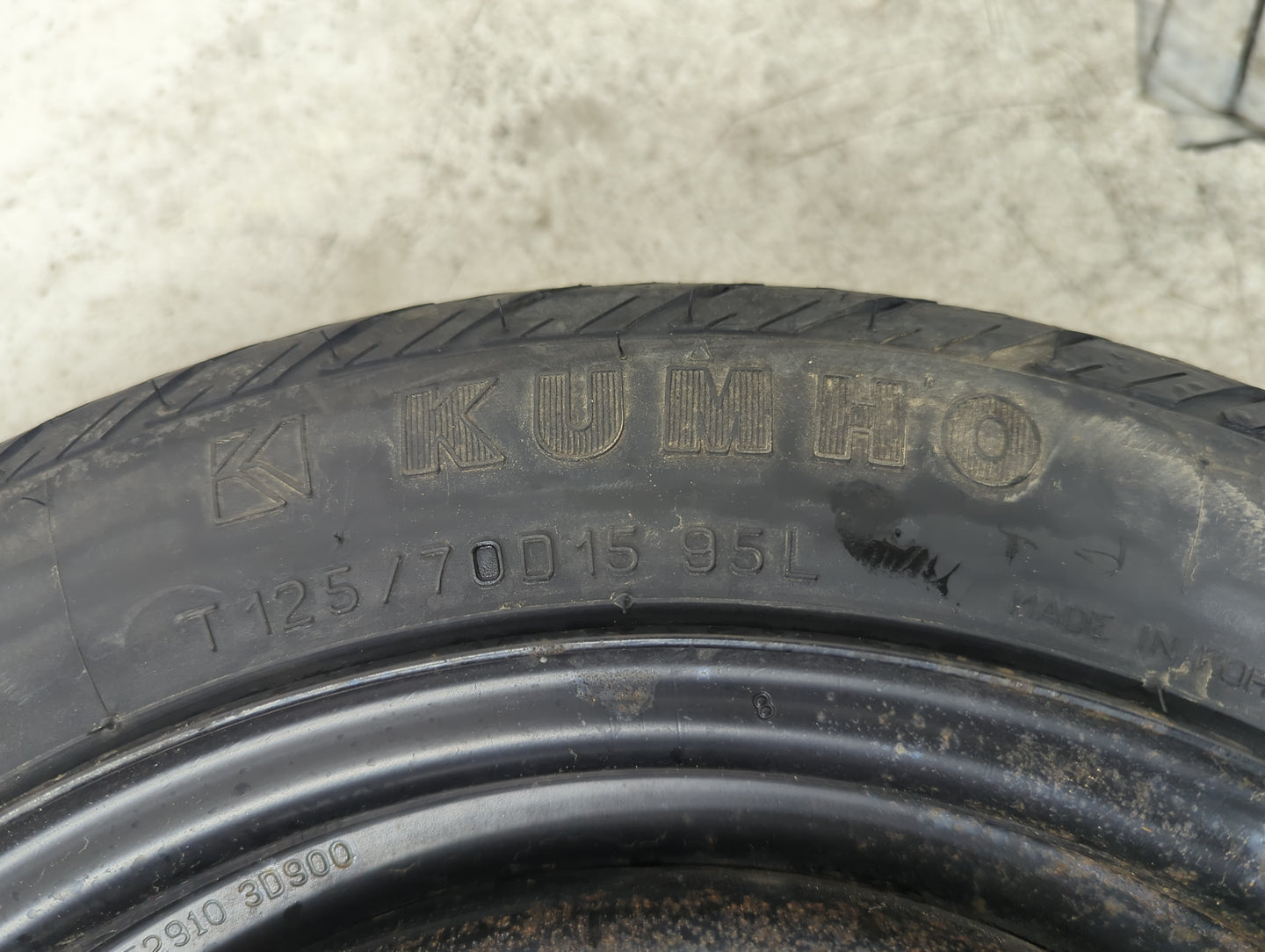 2004-2005 Hyundai Sonata Spare Donut Tire Wheel Rim Oem - Oemusedautoparts1.com