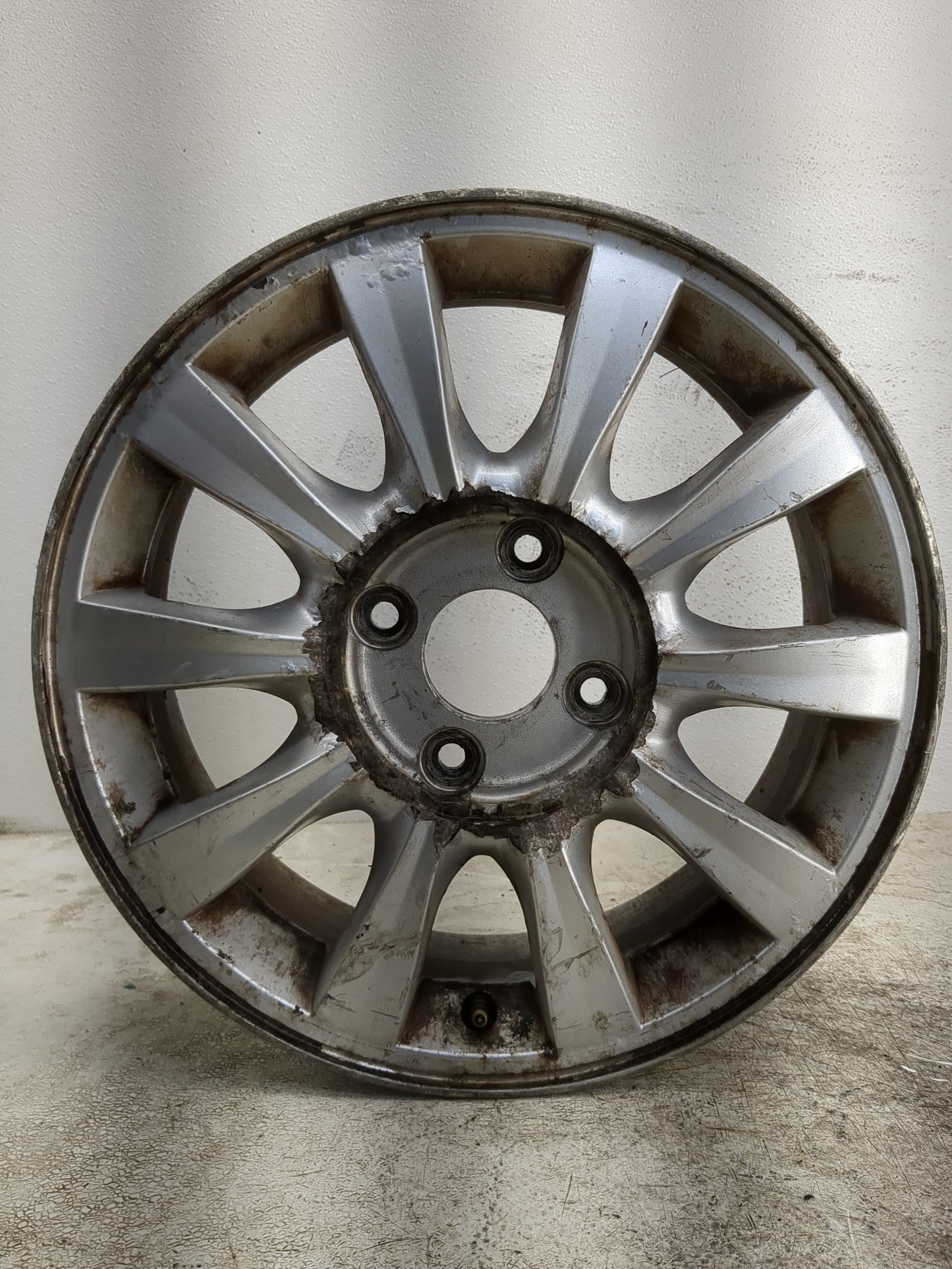 2002-2005 Hyundai Sonata Oem Wheel Rim - Oemusedautoparts1.com