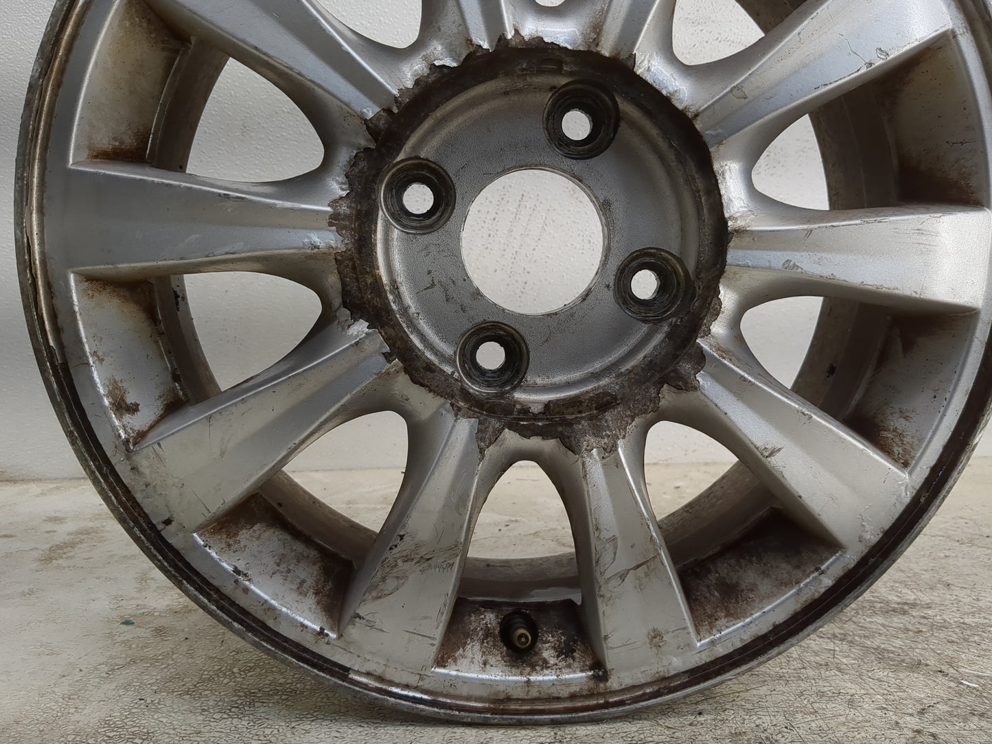 2002-2005 Hyundai Sonata Oem Wheel Rim - Oemusedautoparts1.com