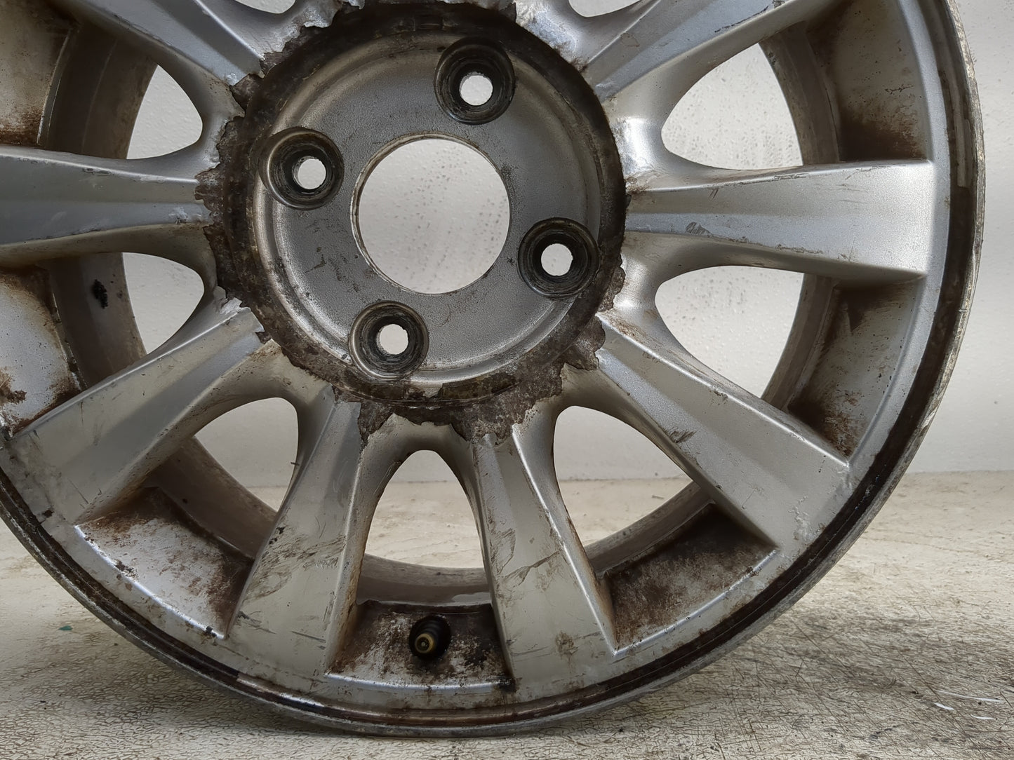 2002-2005 Hyundai Sonata Oem Wheel Rim - Oemusedautoparts1.com