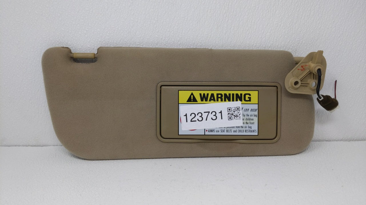 2002-2005 Hyundai Sonata Sun Visor Shade Replacement Passenger Right Mirror Fits Fits 2002 2003 2004 2005 OEM Used Auto Part