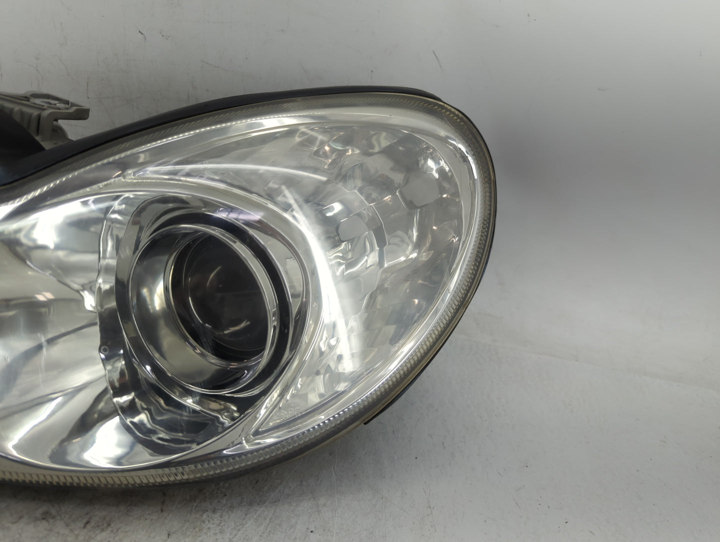 2002-2005 Hyundai Sonata Driver Left Oem Head Light Headlight Lamp - Oemusedautoparts1.com