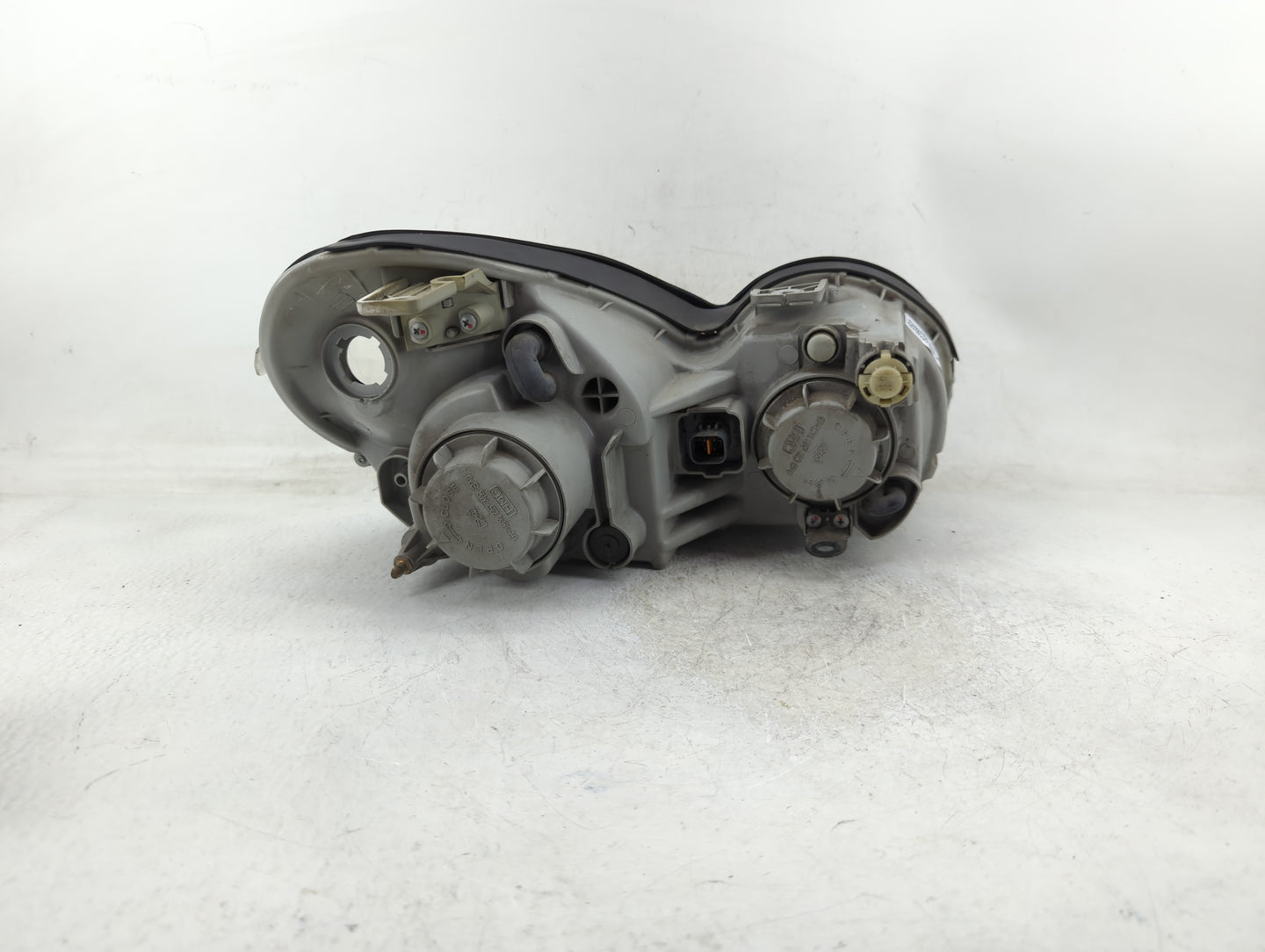 2002-2005 Hyundai Sonata Driver Left Oem Head Light Headlight Lamp - Oemusedautoparts1.com