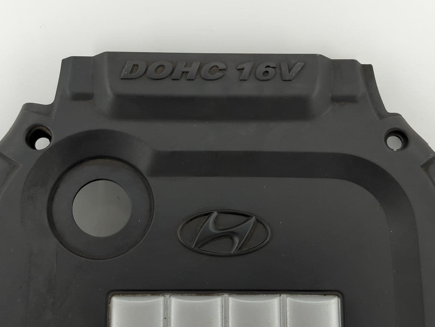 2004 Hyundai Sonata Engine Cover - Oemusedautoparts1.com