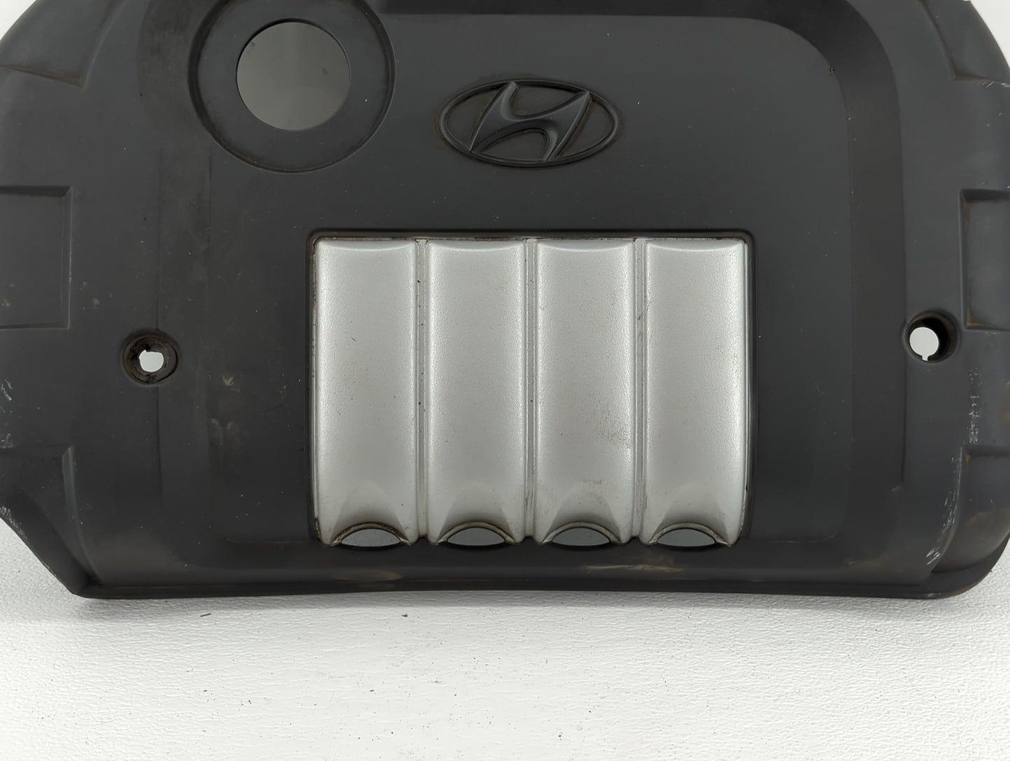 2004 Hyundai Sonata Engine Cover - Oemusedautoparts1.com