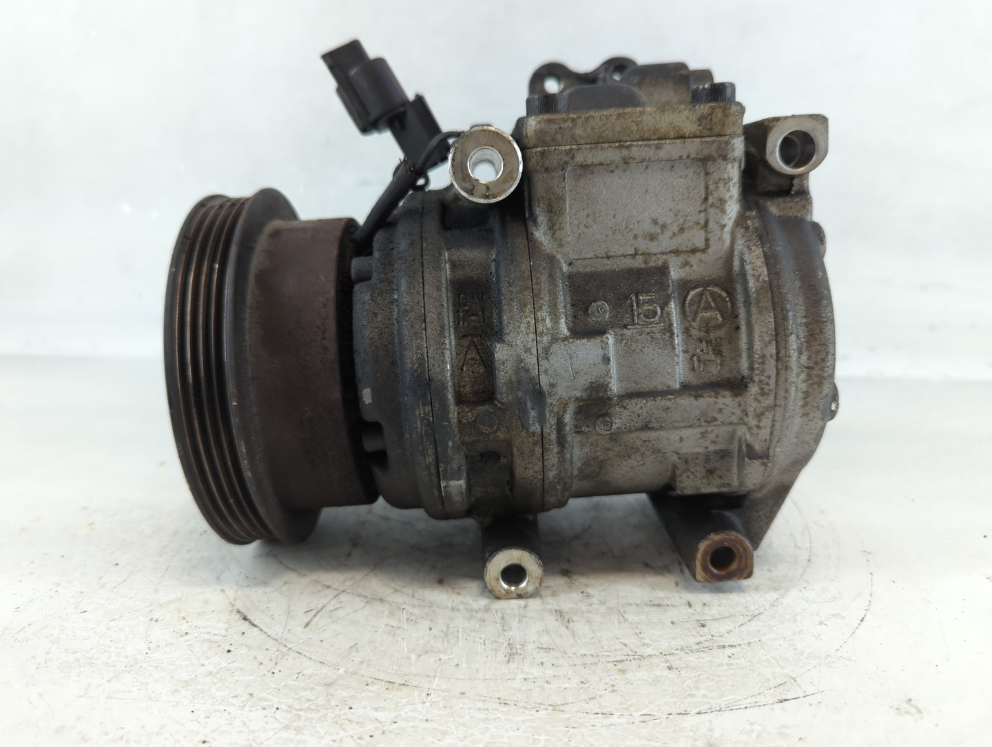 1999-2005 Hyundai Sonata Air Conditioning A/c Ac Compressor Oem - Oemusedautoparts1.com