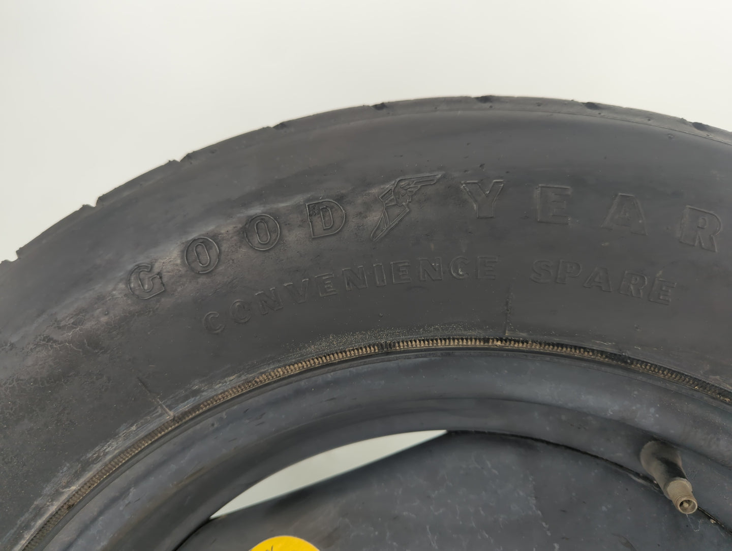 2004 Hyundai Tucson Spare Donut Tire Wheel Rim Oem - Oemusedautoparts1.com