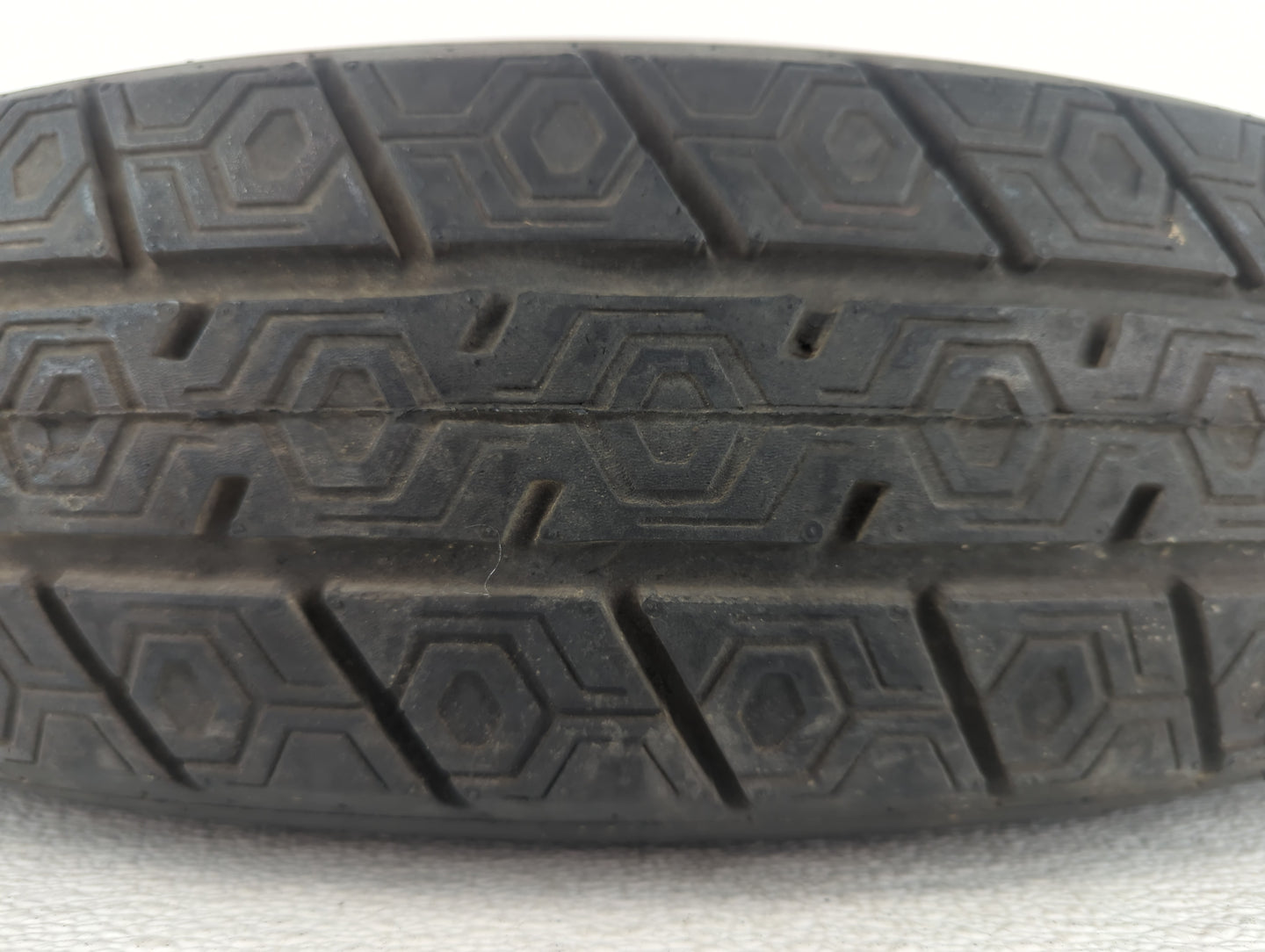 2004 Hyundai Tucson Spare Donut Tire Wheel Rim Oem - Oemusedautoparts1.com