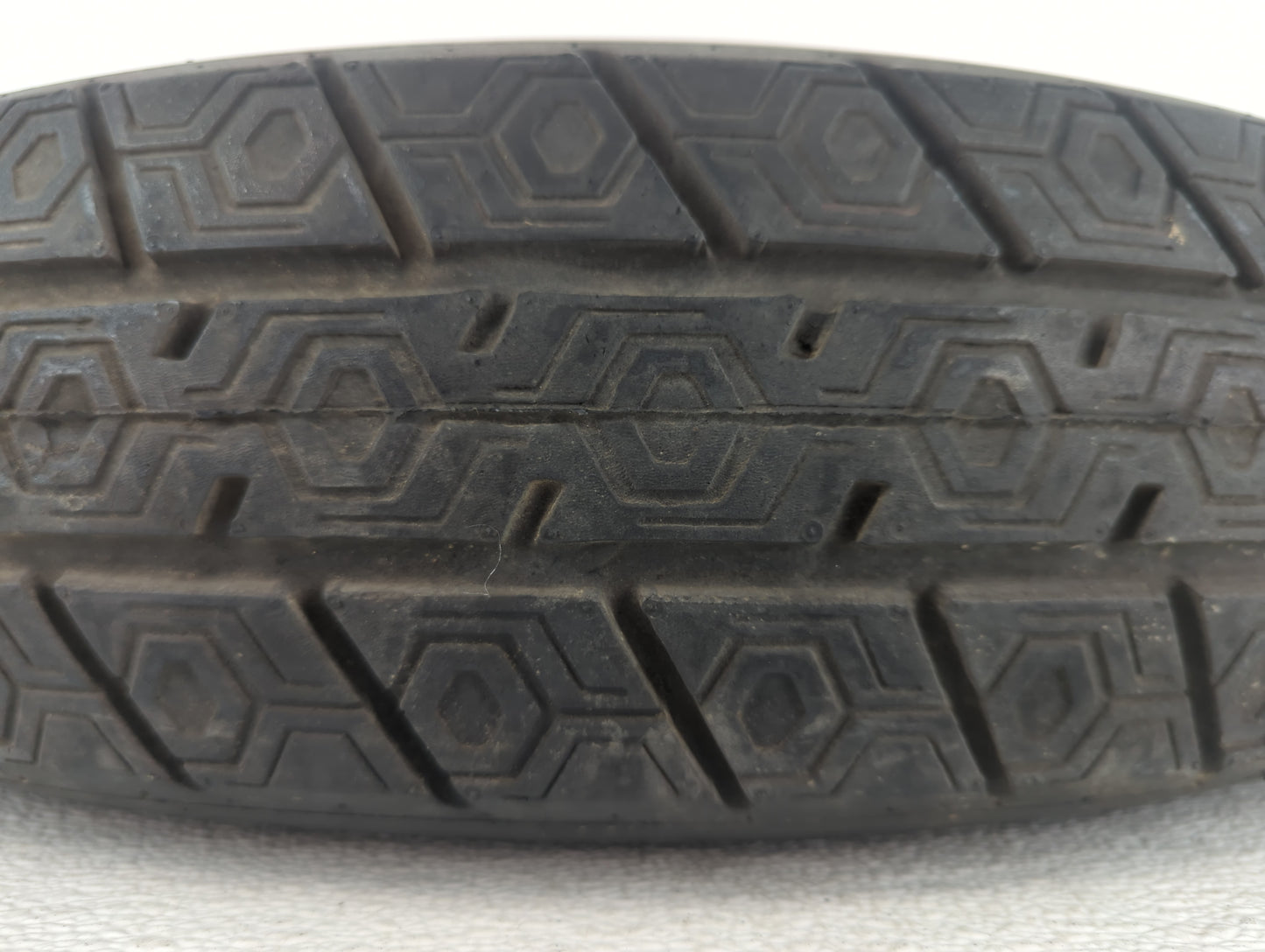 2004 Hyundai Tucson Spare Donut Tire Wheel Rim Oem - Oemusedautoparts1.com