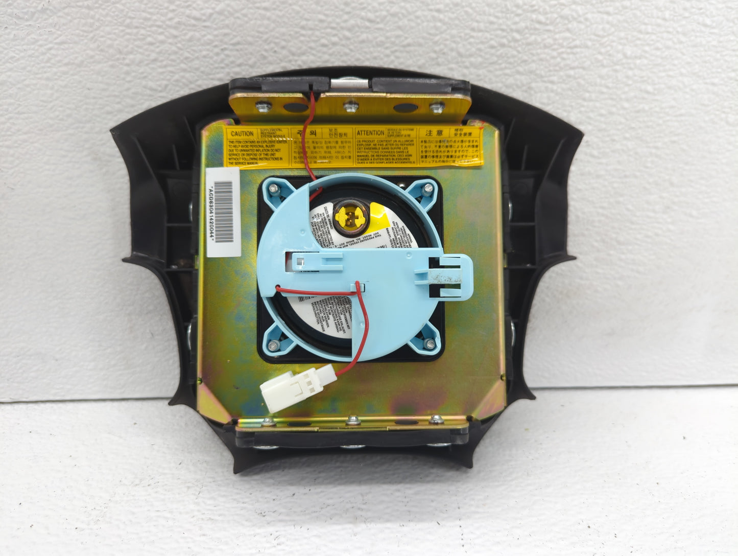 2004 Hyundai Xg300 Air Bag Driver Left Steering Wheel Mounted Fits Fits 2003 2005 OEM Used Auto Parts - Oemusedautoparts1.co