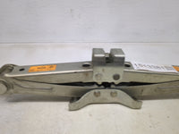 2004 Infiniti Fx Spare Scissor Car Jack - Oemusedautoparts1.com