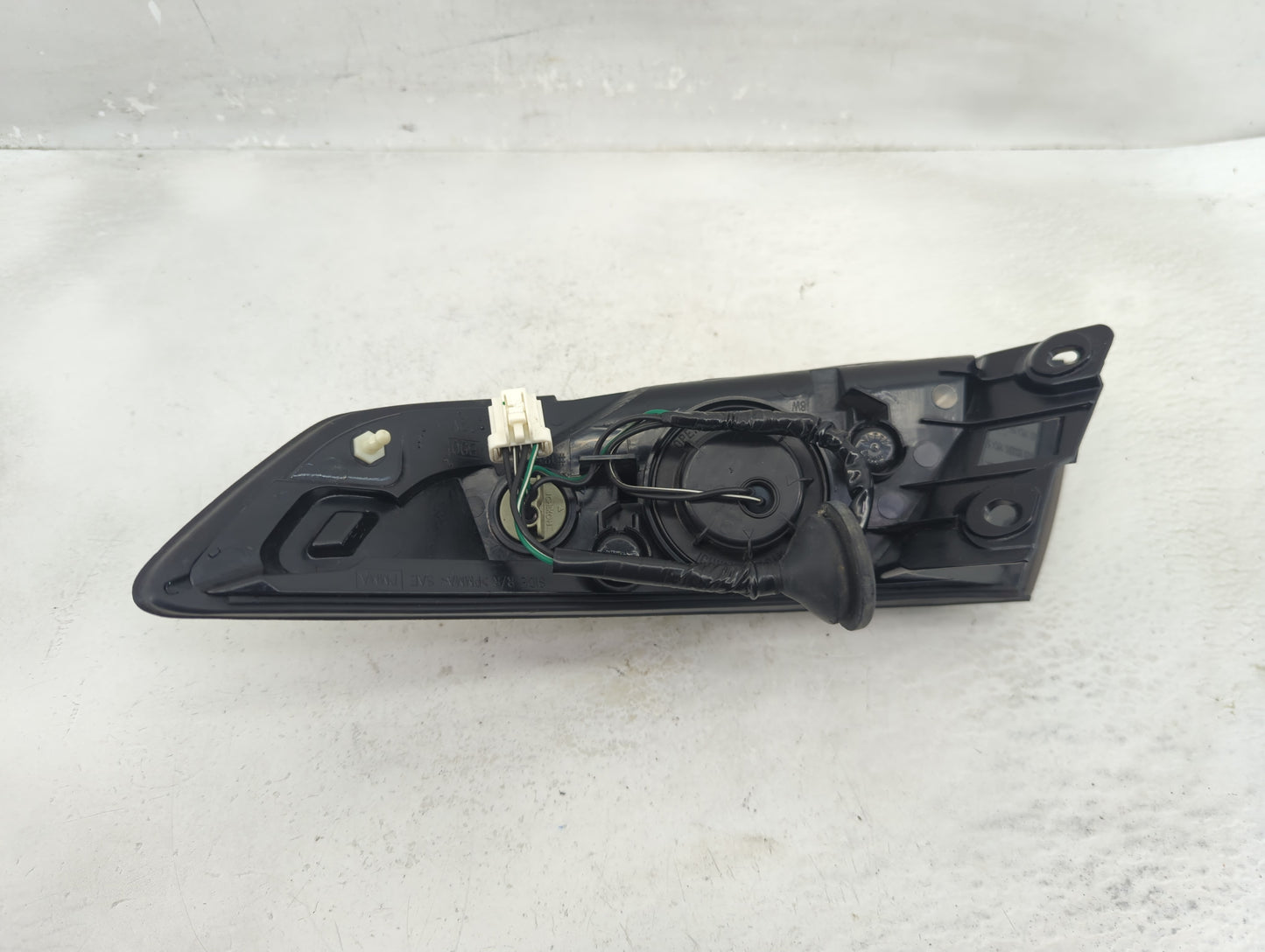 2004 Infiniti Fx35 Tail Light Assembly Driver Left OEM Fits OEM Used Auto Parts - Oemusedautoparts1.com