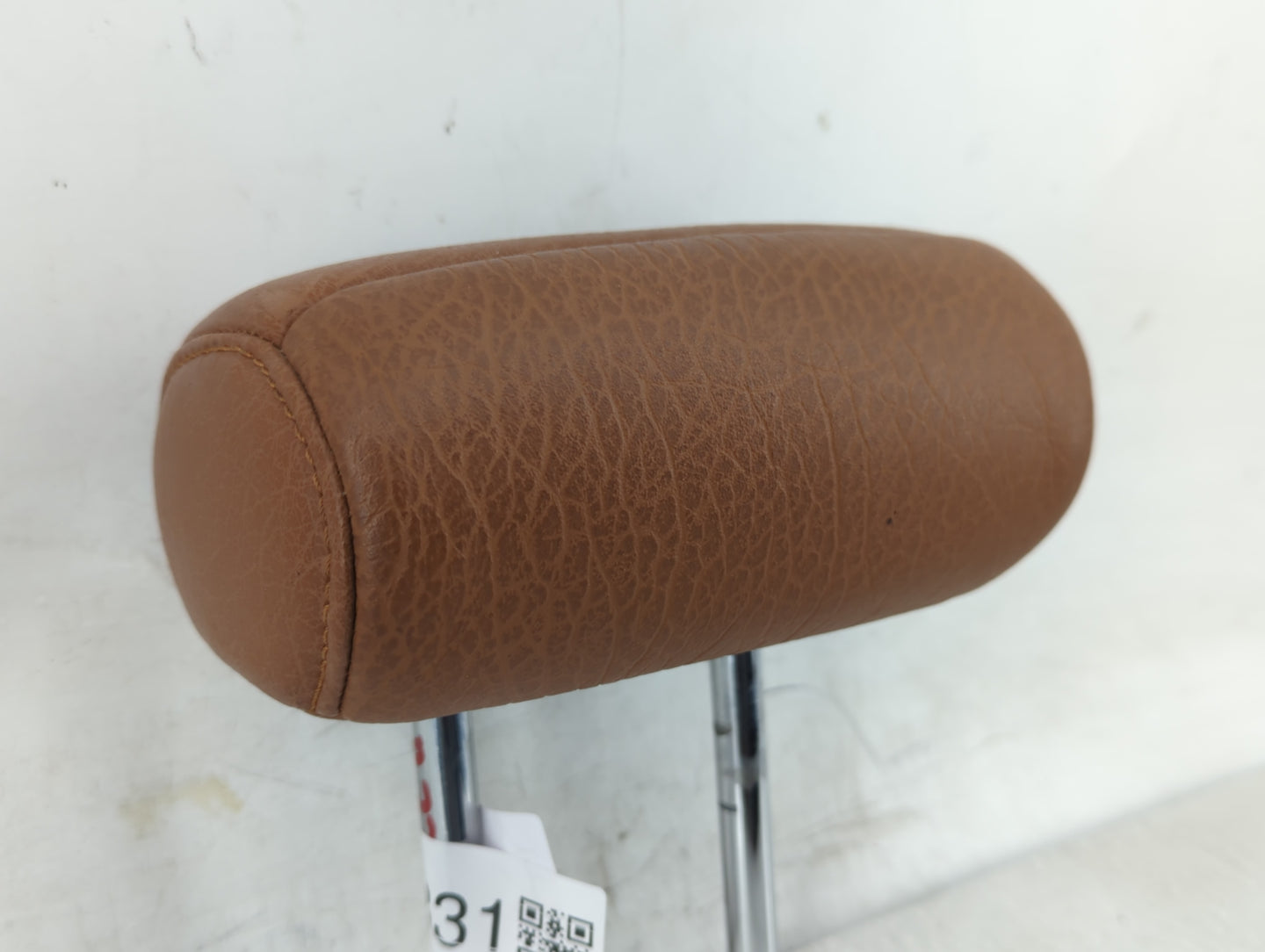 2004-2005 Infiniti Fx35 Headrest Head Rest Rear Center Seat Fits Fits 2004 2005 OEM Used Auto Parts - Oemusedautoparts1.com