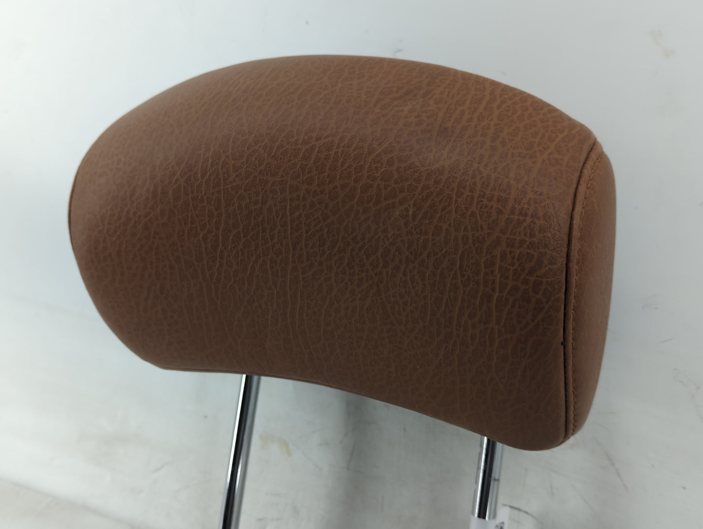 2004-2005 Infiniti Fx35 Headrest Head Rest Rear Seat Fits Fits 2004 2005 OEM Used Auto Parts - Oemusedautoparts1.com