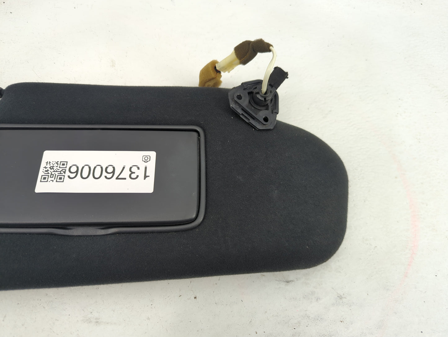 2004-2005 Infiniti Fx35 Sun Visor Shade Replacement Passenger Right Mirror Fits Fits 2004 2005 OEM Used Auto Parts - Oemused