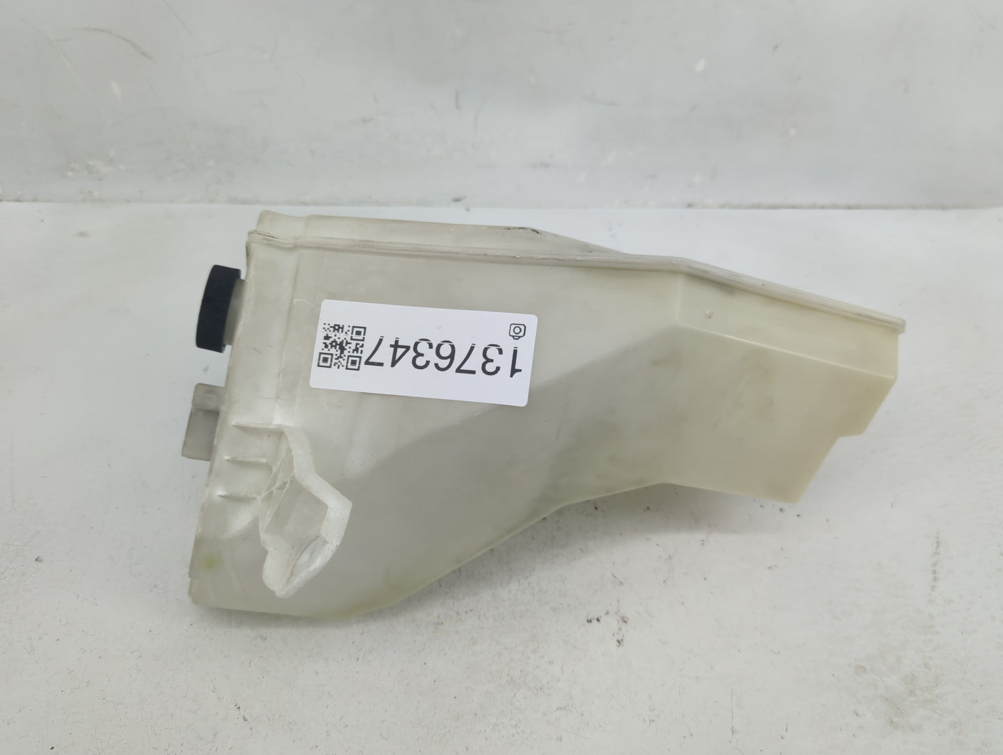 2003-2005 Infiniti Fx35 Windshield Washer Fluid Reservoir Bottle Oem - Oemusedautoparts1.com