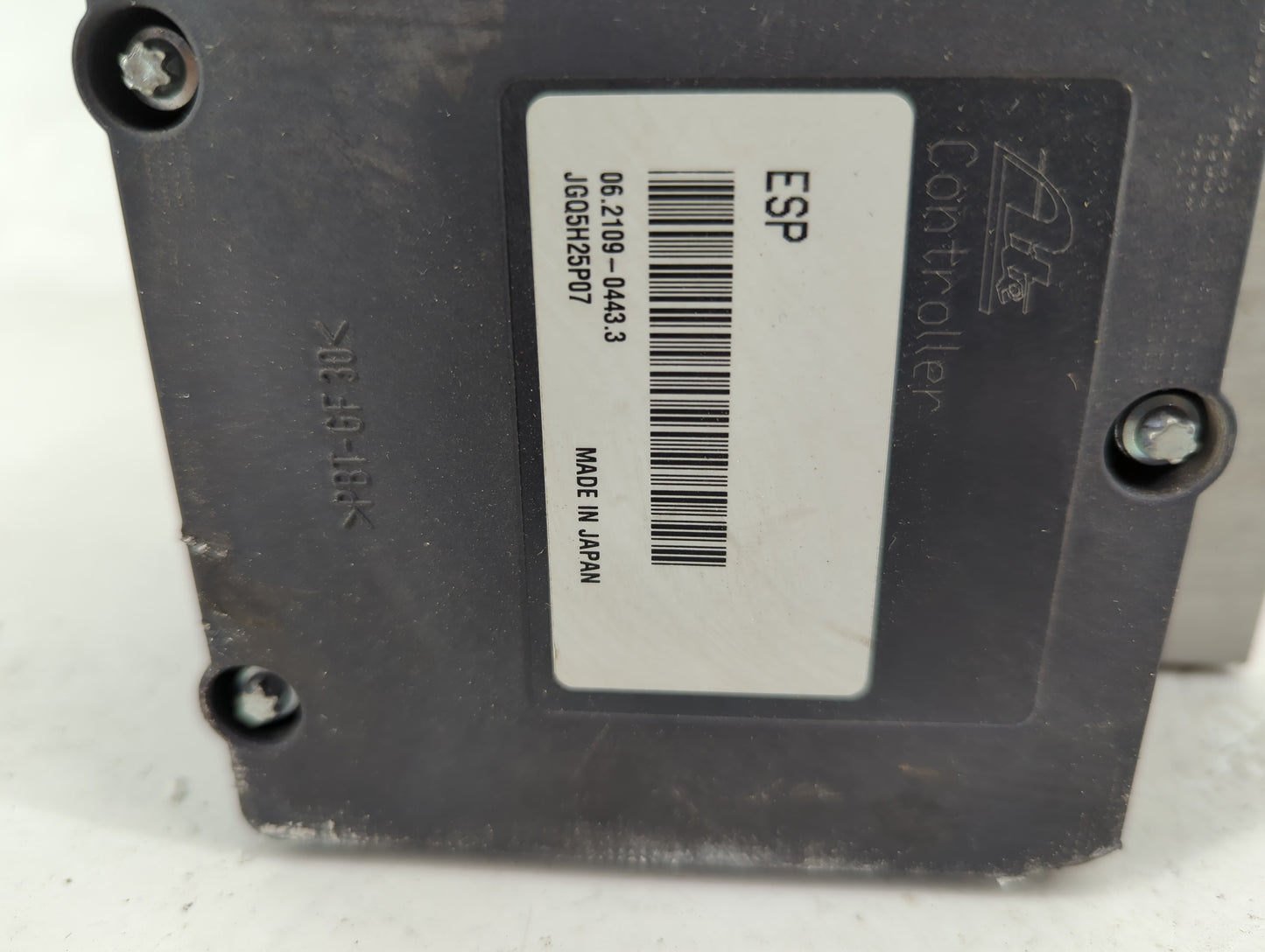 2004-2005 Infiniti Fx35 ABS Pump Control Module Replacement P/N:47660-CG715 Fits Fits 2004 2005 OEM Used Auto Parts - Oemuse