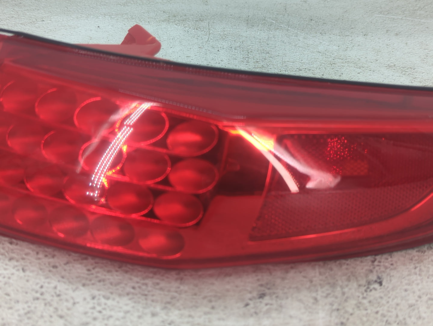 2003-2008 Infiniti Fx35 Tail Light Assembly Passenger Right OEM Fits Fits 2003 2004 2005 2006 2007 2008 OEM Used Auto Parts 