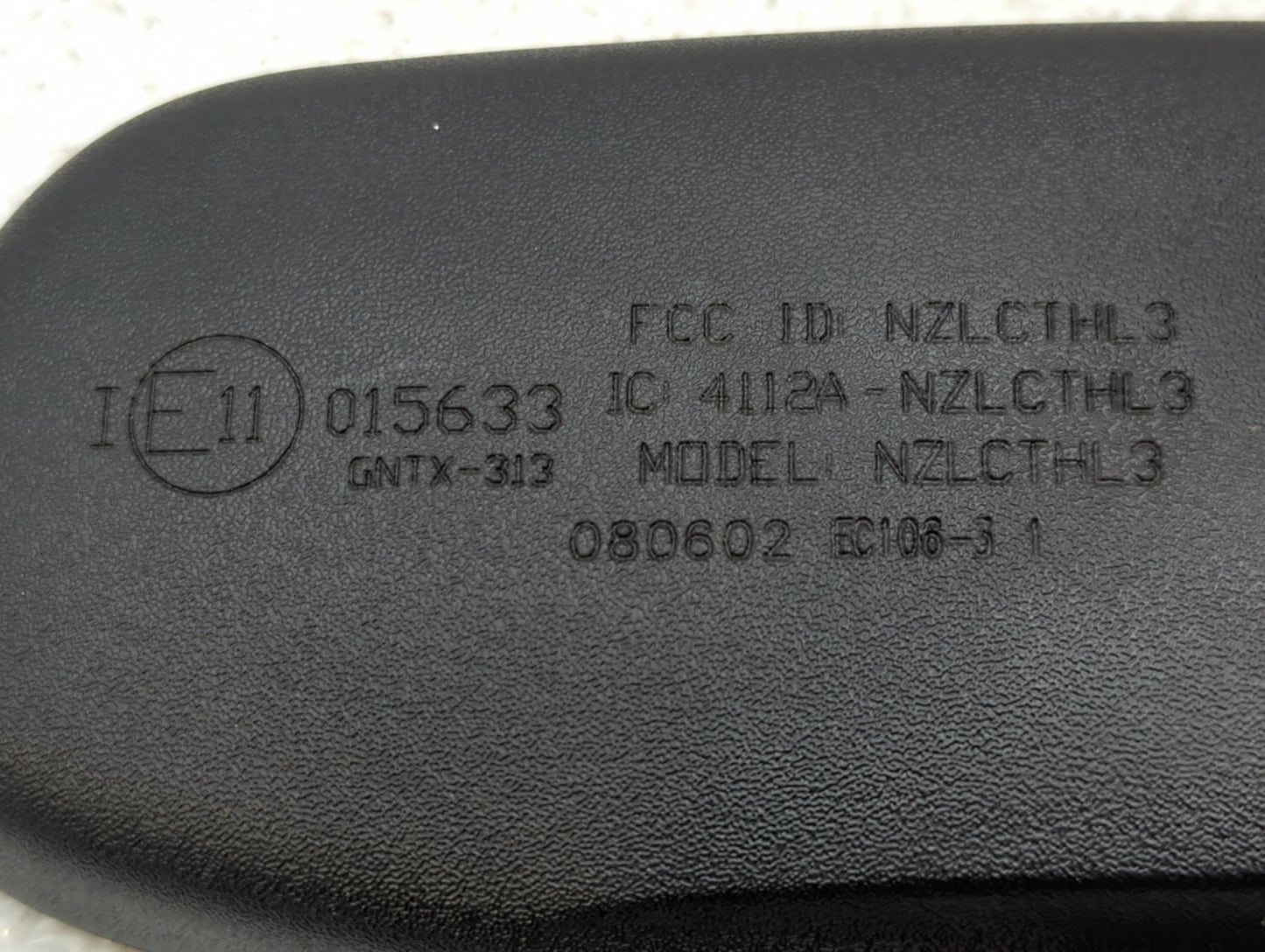 2004 Infiniti Fx45 Interior Rear View Mirror Replacement OEM P/N:E11015633 Fits OEM Used Auto Parts - Oemusedautoparts1.com