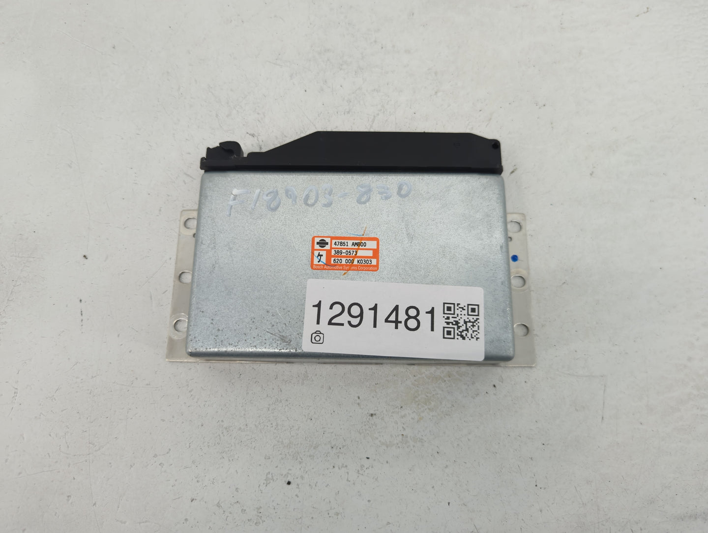 2003-2004 Infiniti G35 Chassis Control Module Ccm Bcm Body Control - Oemusedautoparts1.com
