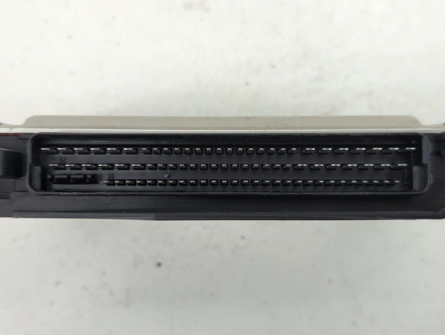 2003-2004 Infiniti G35 Chassis Control Module Ccm Bcm Body Control - Oemusedautoparts1.com