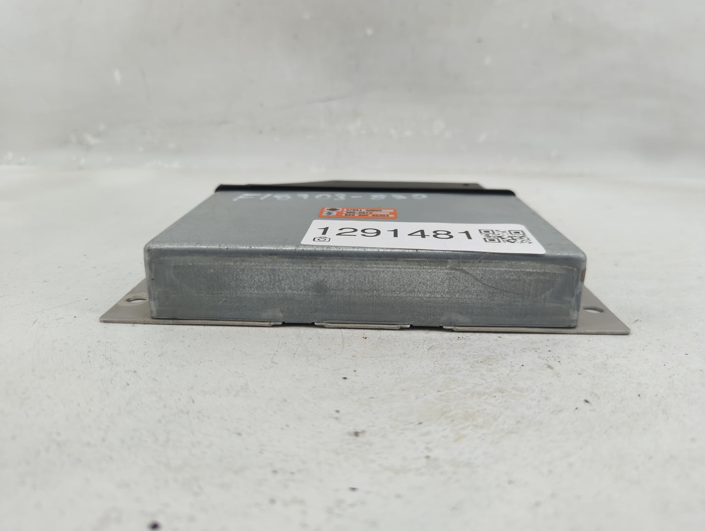 2003-2004 Infiniti G35 Chassis Control Module Ccm Bcm Body Control - Oemusedautoparts1.com