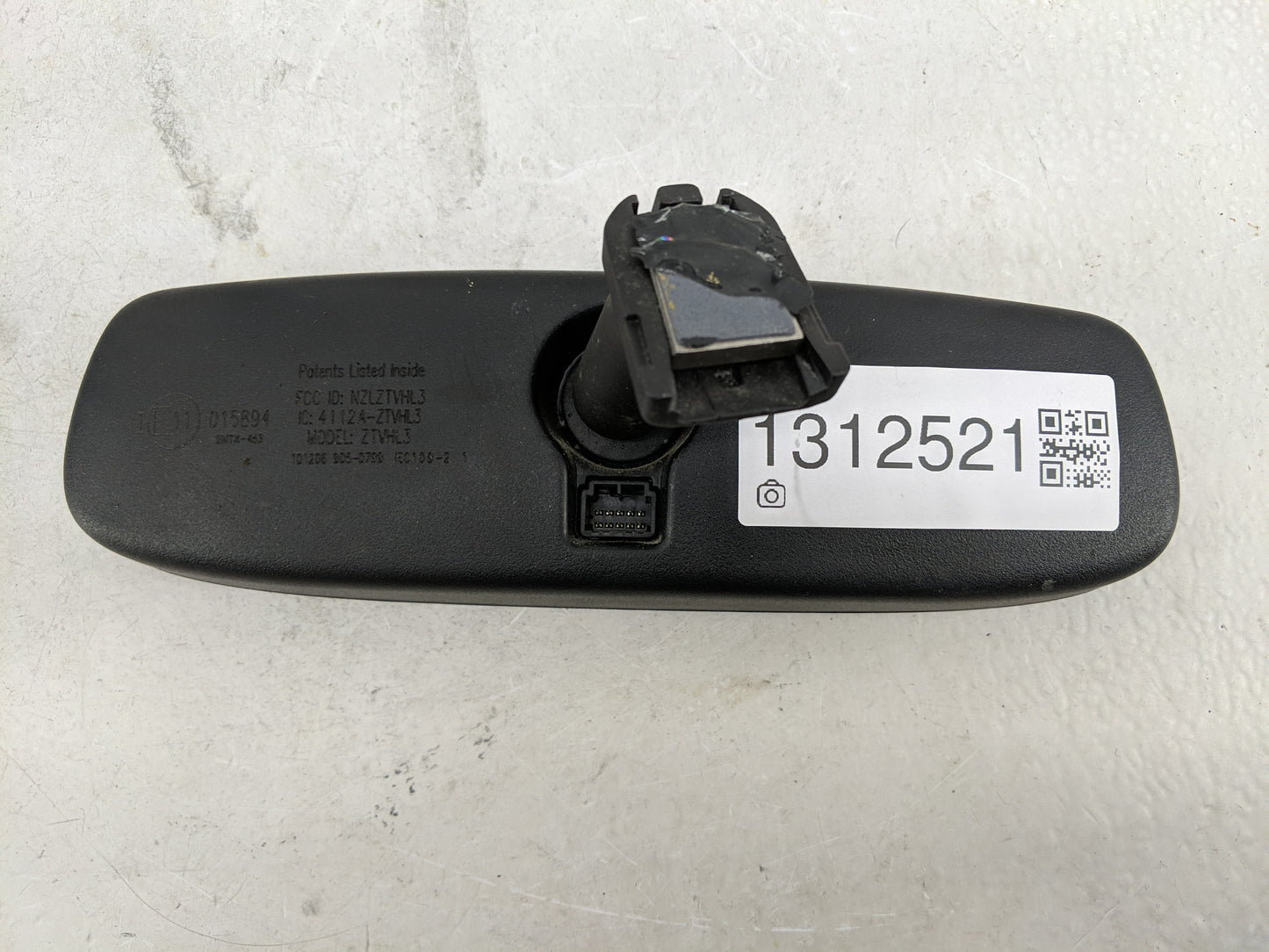 2004 Infiniti G35 Interior Rear View Mirror Replacement OEM P/N:E11015894 Fits OEM Used Auto Parts - Oemusedautoparts1.com