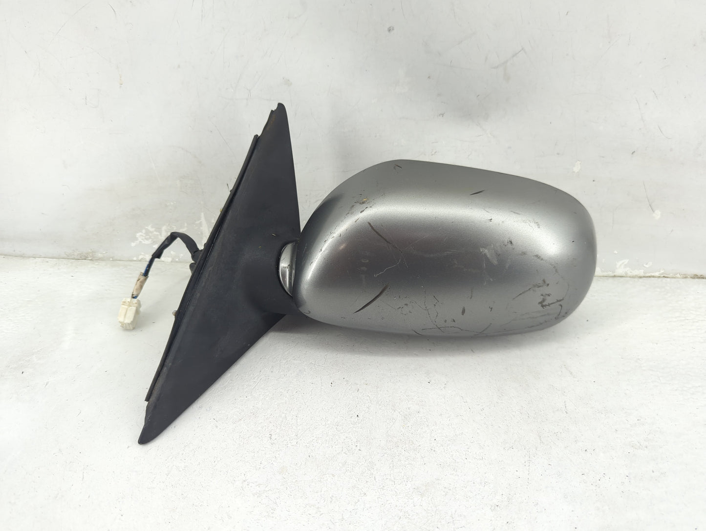 2003-2006 Infiniti G35 Driver Side View Mirror - Left Door Mirror OEM Used - Oemusedautoparts1.com