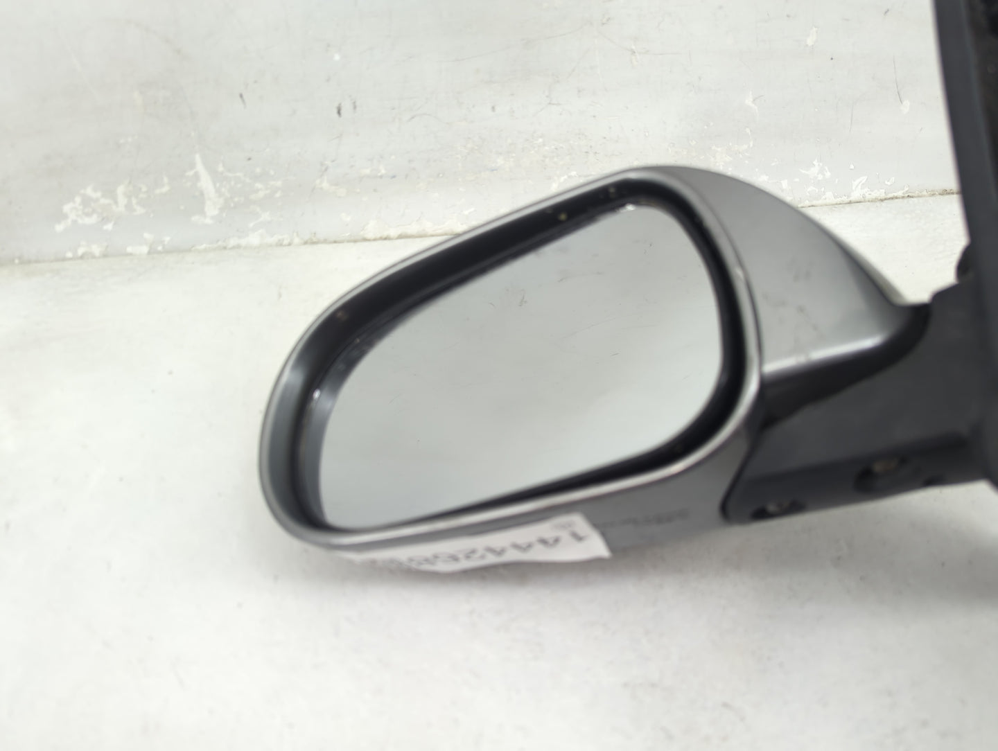 2003-2006 Infiniti G35 Driver Side View Mirror - Left Door Mirror OEM Used - Oemusedautoparts1.com