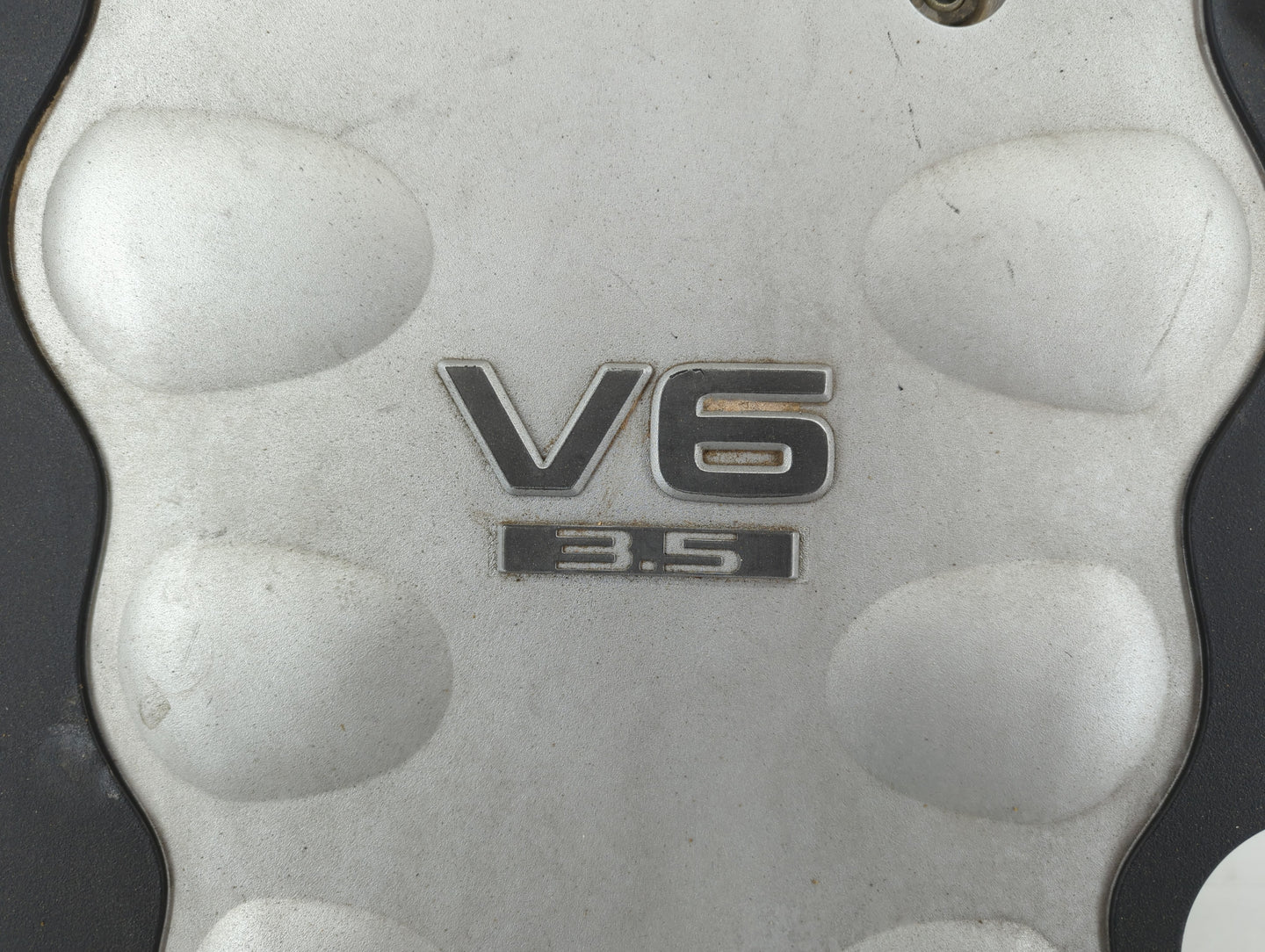 2004 Infiniti G35 Engine Cover - Oemusedautoparts1.com
