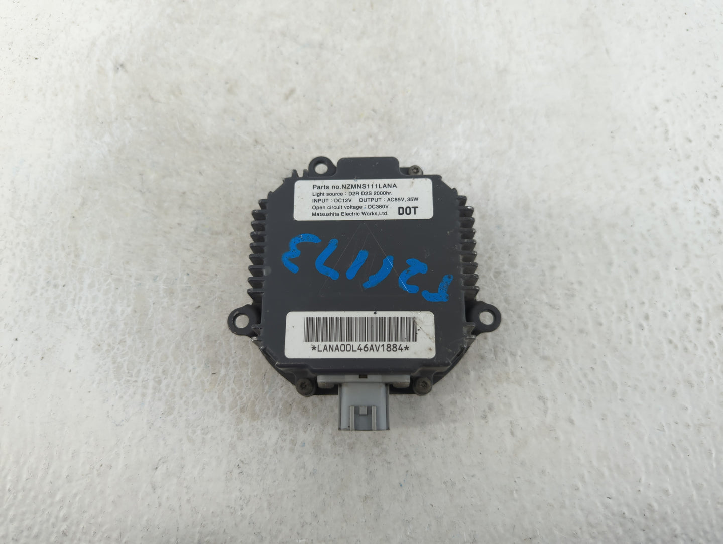 2003-2004 Infiniti G35 Headlight Ballast Head Light - Oemusedautoparts1.com