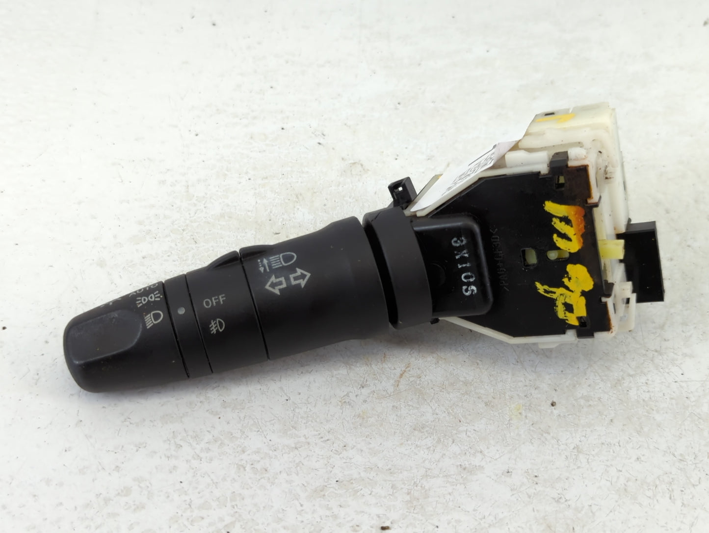 2003-2004 Infiniti G35 Column Switch - Oemusedautoparts1.com