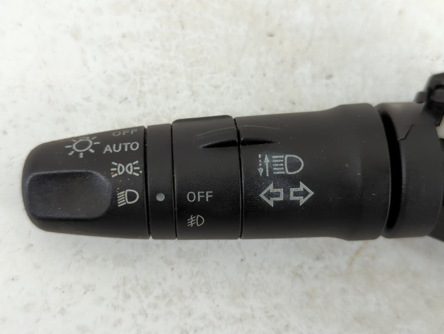 2003-2004 Infiniti G35 Column Switch - Oemusedautoparts1.com