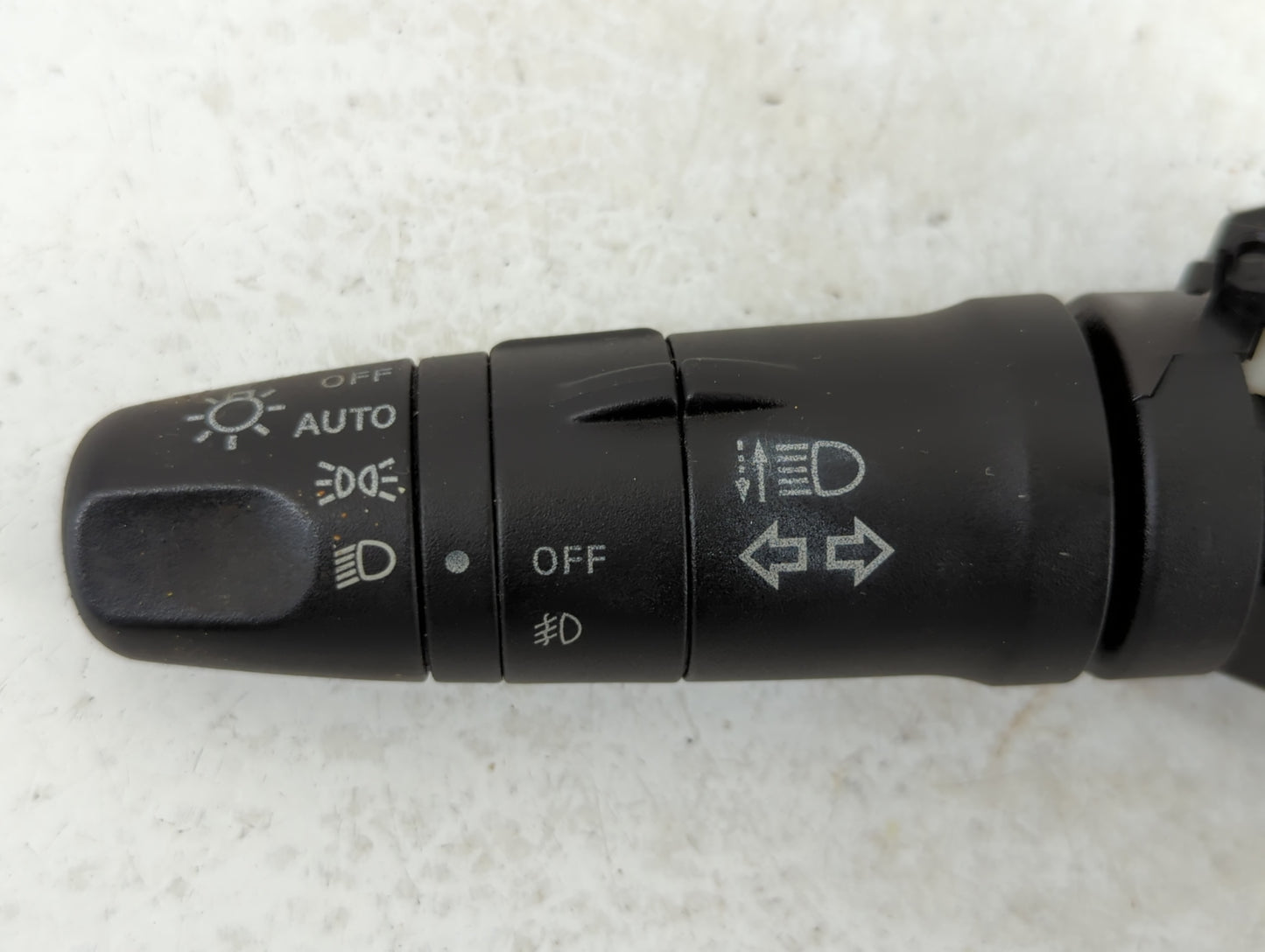 2003-2004 Infiniti G35 Column Switch - Oemusedautoparts1.com