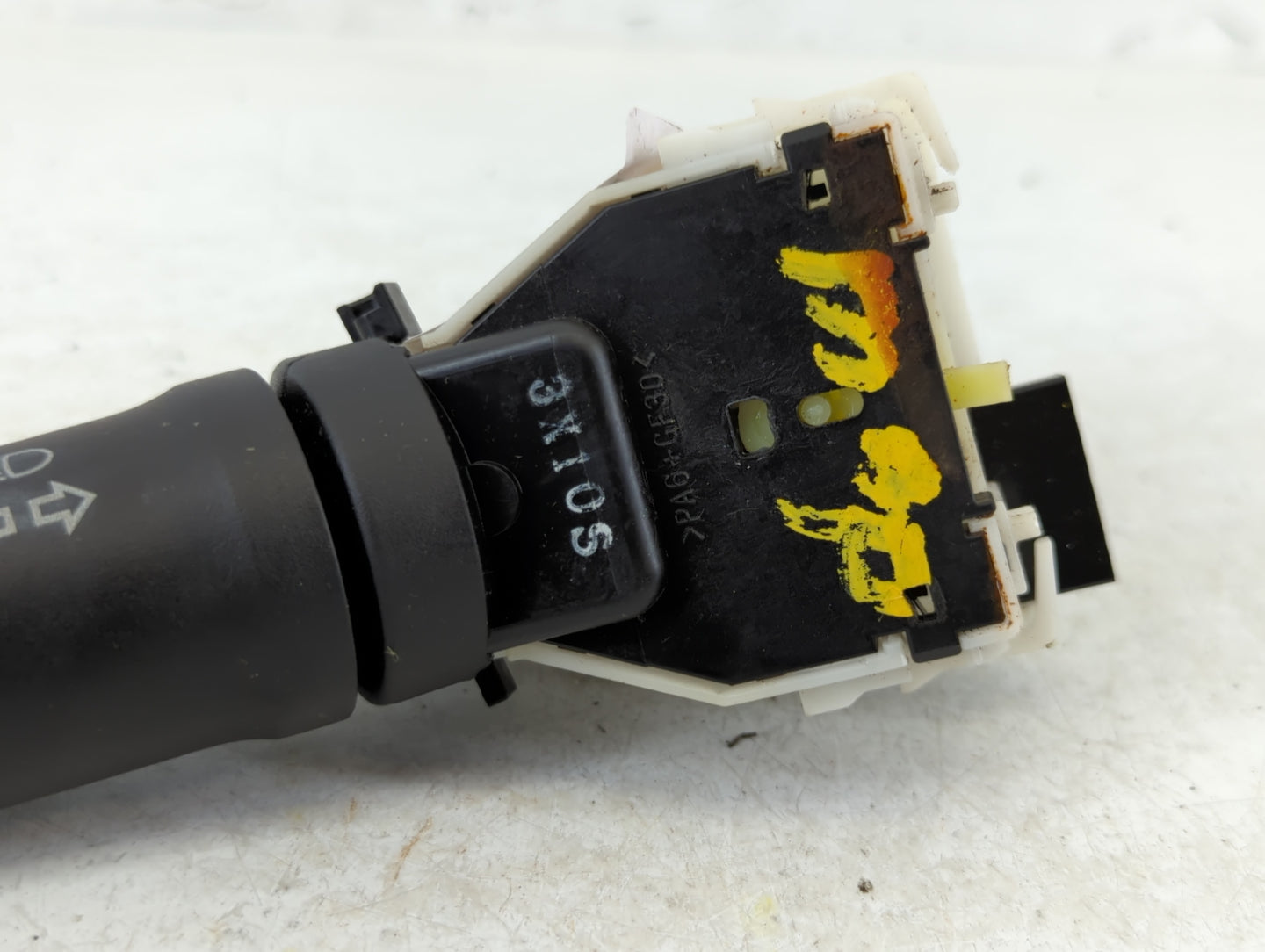 2003-2004 Infiniti G35 Column Switch - Oemusedautoparts1.com
