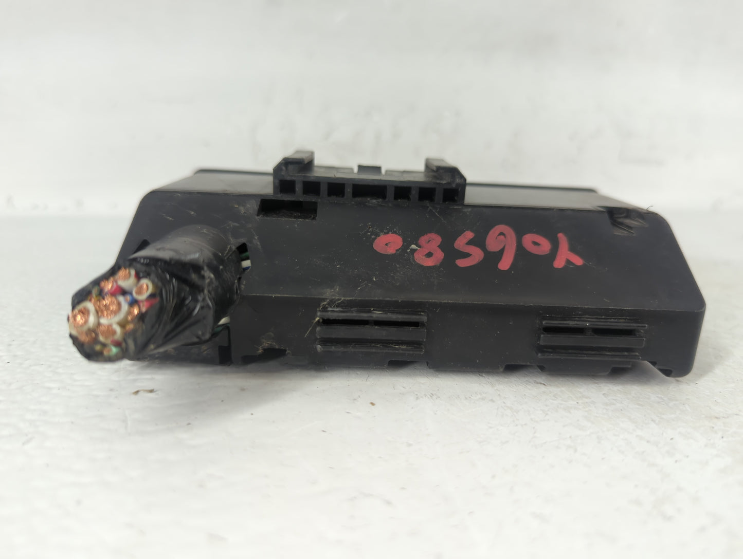 2004 Infiniti G35 Fusebox Fuse Box Panel Relay Module P/N:284B7 4CE0A Fits OEM Used Auto Parts - Oemusedautoparts1.com