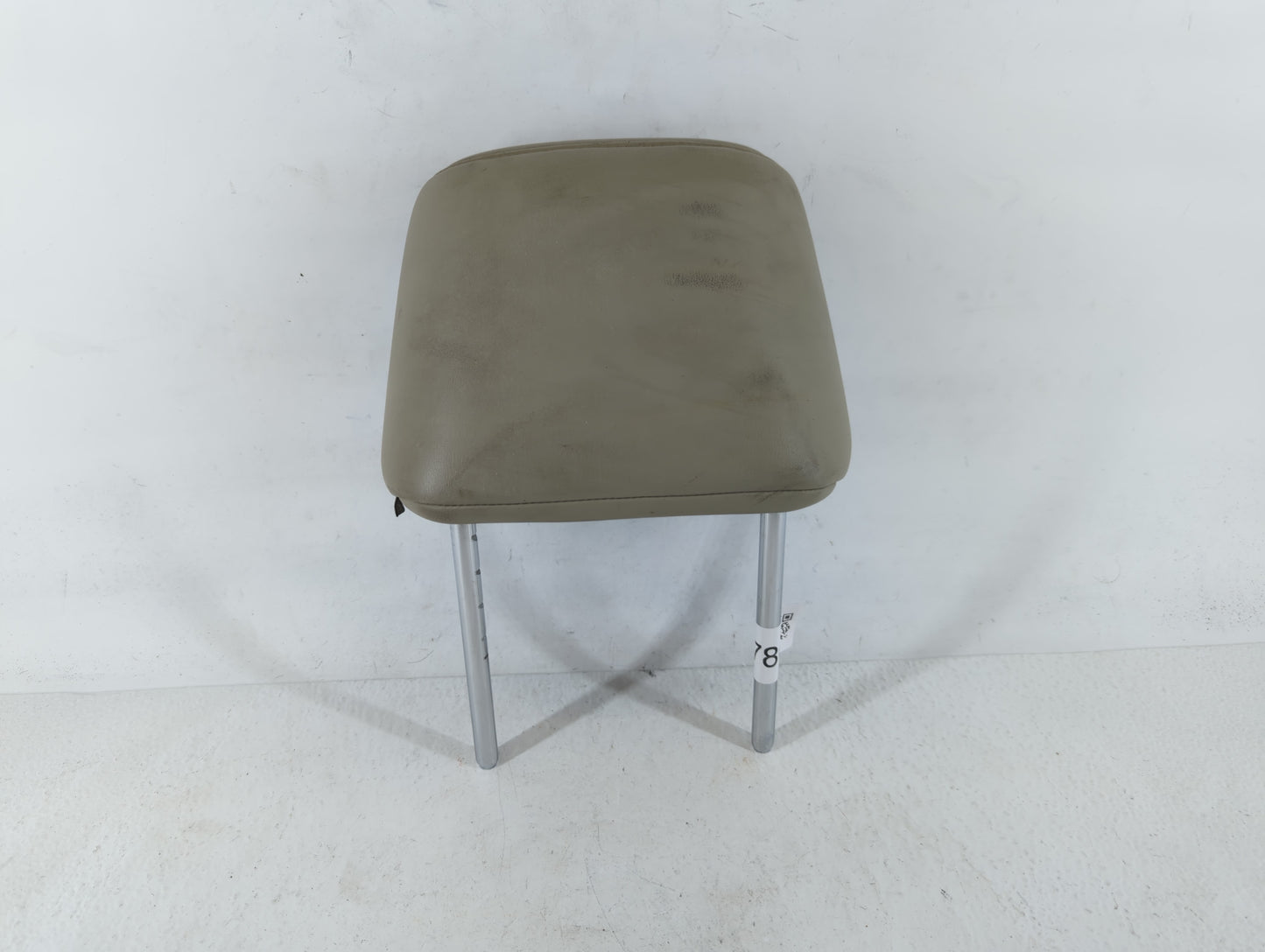 2003-2004 Infiniti G35 Headrest Head Rest Front Driver Passenger Seat Fits Fits 2003 2004 OEM Used Auto Parts - Oemusedautop