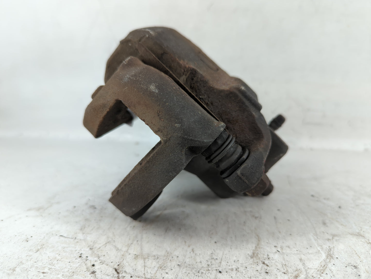 2003-2005 Infiniti G35 Rear Passenger Right Brake Caliper - Oemusedautoparts1.com