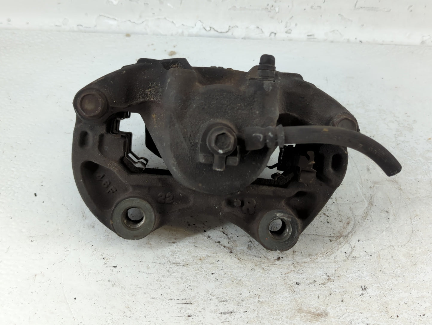 2003-2005 Infiniti G35 Rear Passenger Right Brake Caliper - Oemusedautoparts1.com