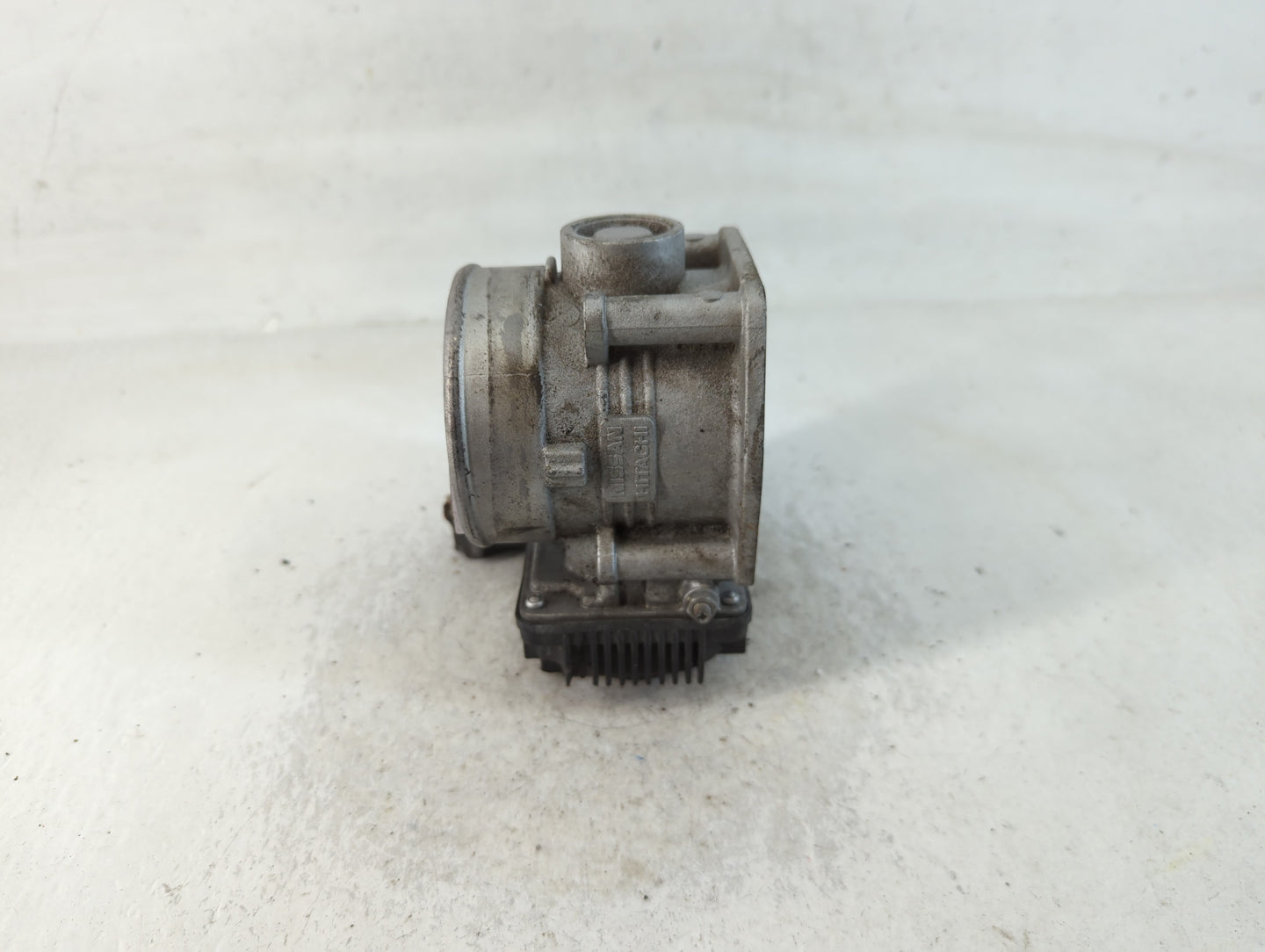 2003-2006 Infiniti G35 Throttle Body P/N:05916 RME70-04 Fits Fits 2002 2003 2004 2005 2006 OEM Used Auto Parts - Oemusedauto