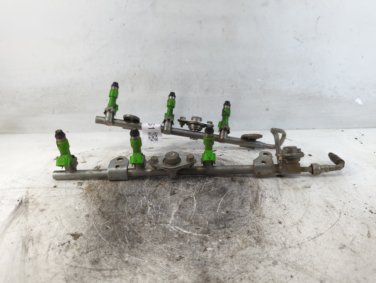 2004 Infiniti G35 Fuel Injectors Fits OEM Used Auto Parts - Oemusedautoparts1.com