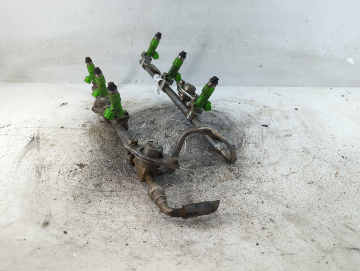 2004 Infiniti G35 Fuel Injectors Fits OEM Used Auto Parts - Oemusedautoparts1.com