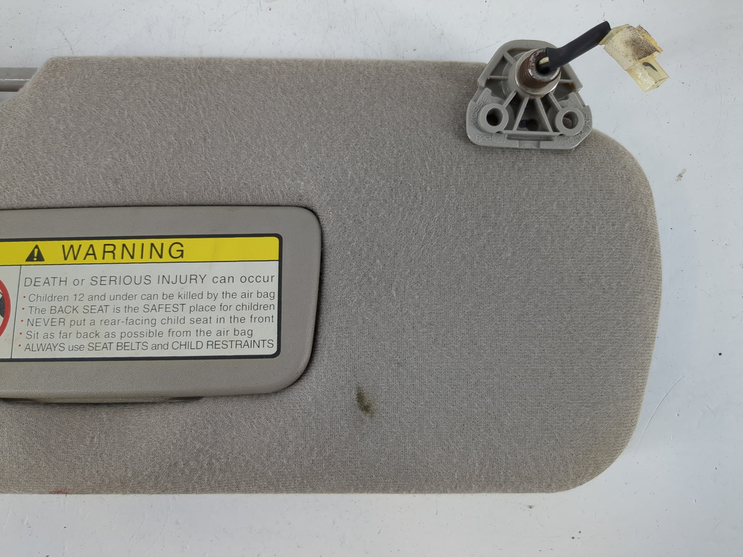 2003-2004 Infiniti I35 Sun Visor Shade Replacement Passenger Right Mirror Fits Fits 2003 2004 OEM Used Auto Parts - Oemuseda