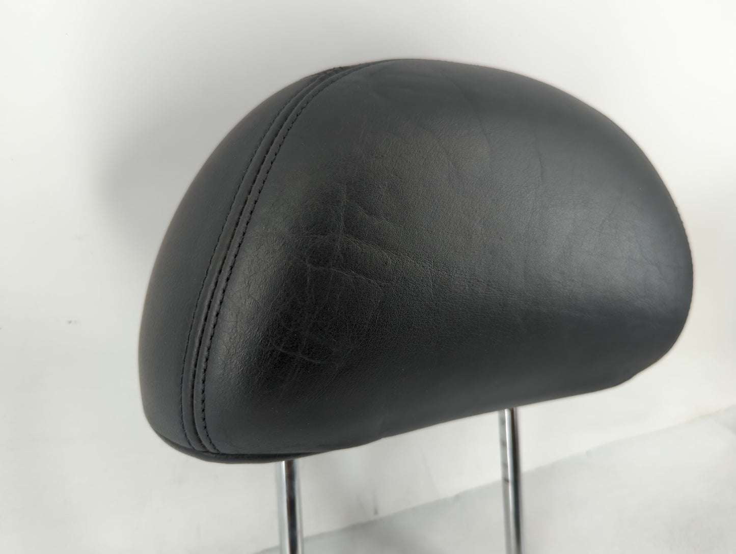 2002-2004 Infiniti I35 Headrest Head Rest Front Driver Passenger Seat Fits Fits 2002 2003 2004 OEM Used Auto Parts - Oemused