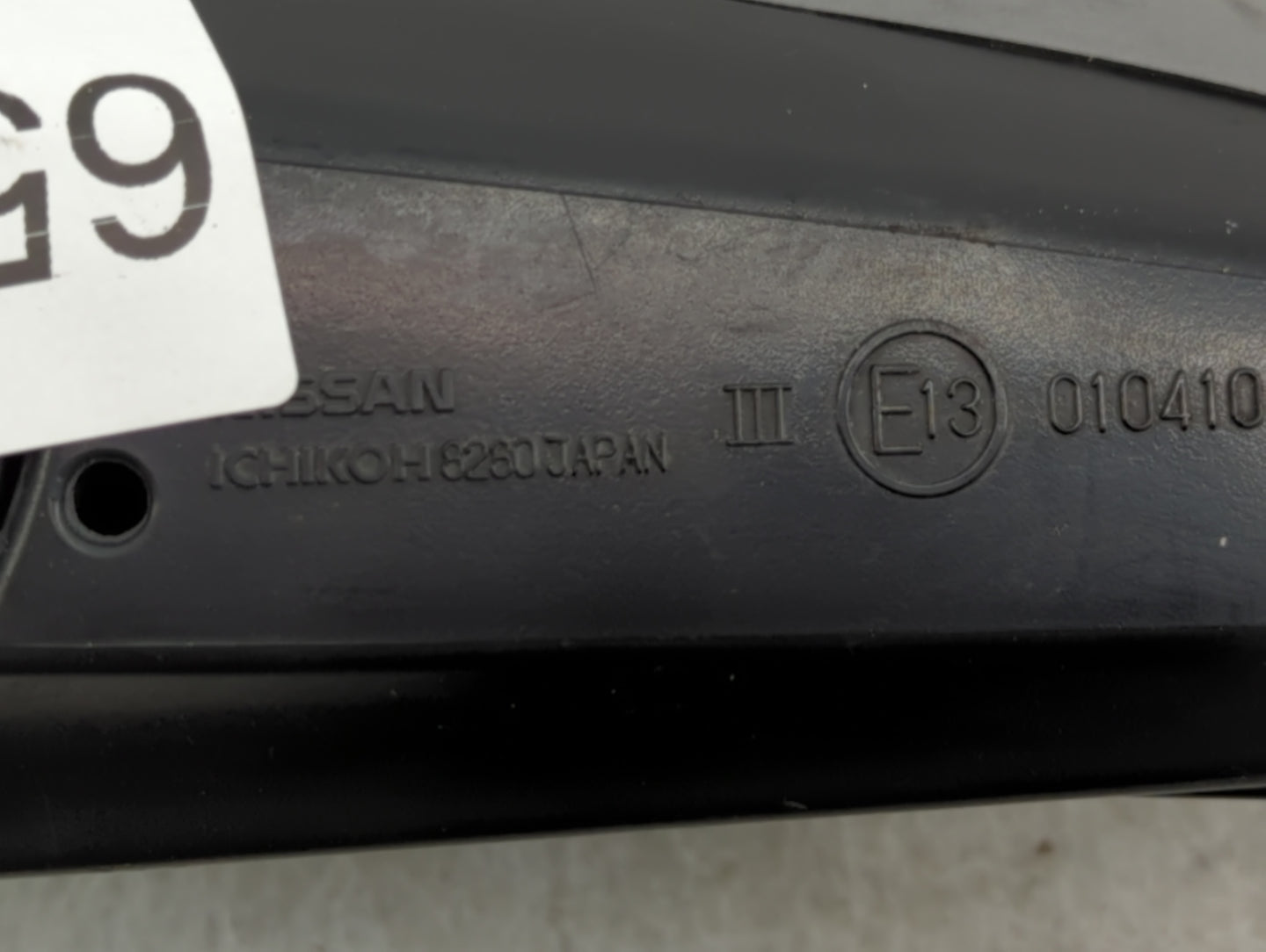 2002-2004 Infiniti I35 Driver Left Side View Manual Door Mirror Grey - Oemusedautoparts1.com