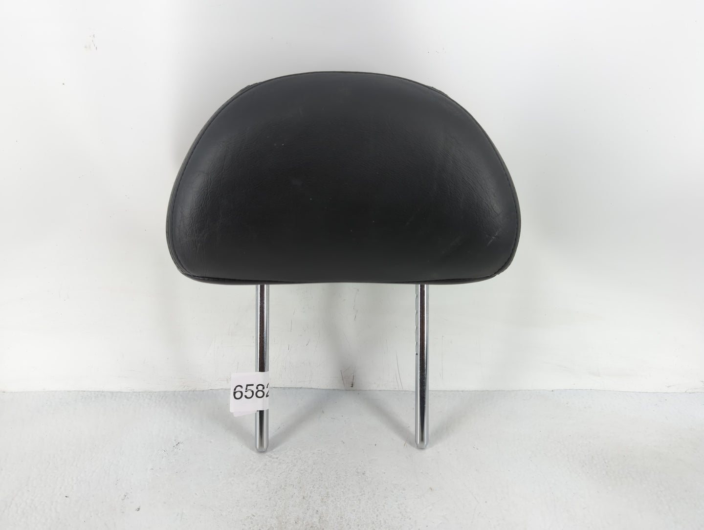 2002-2004 Infiniti I35 Headrest Head Rest Front Driver Passenger Seat Fits Fits 2002 2003 2004 OEM Used Auto Parts - Oemused